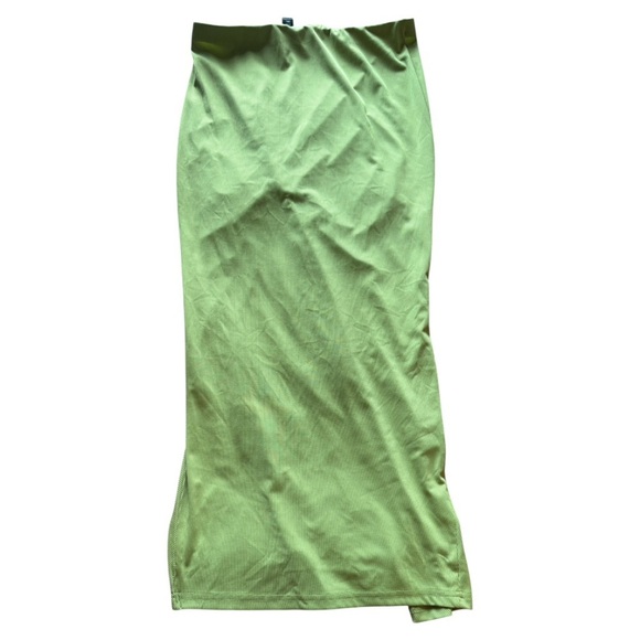 Green midi skirt with high split - Picture 3 of 5